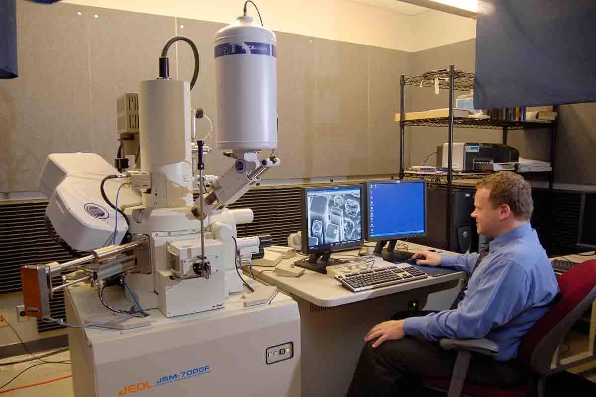 fatigue Metropolitan ebb tide Microscopie electronică cu scanare SEM